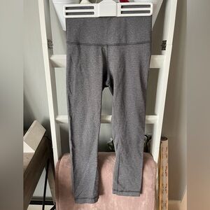 Lululemon Wunder Under Crop (High Rise) *Luxtreme 21” - Size 4